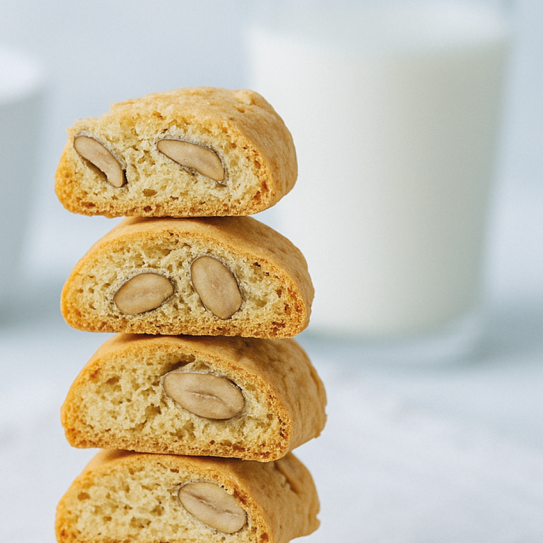 HARD ALMOND COOKIES ITALIAN TOZZETTI ALLE MANDORLE